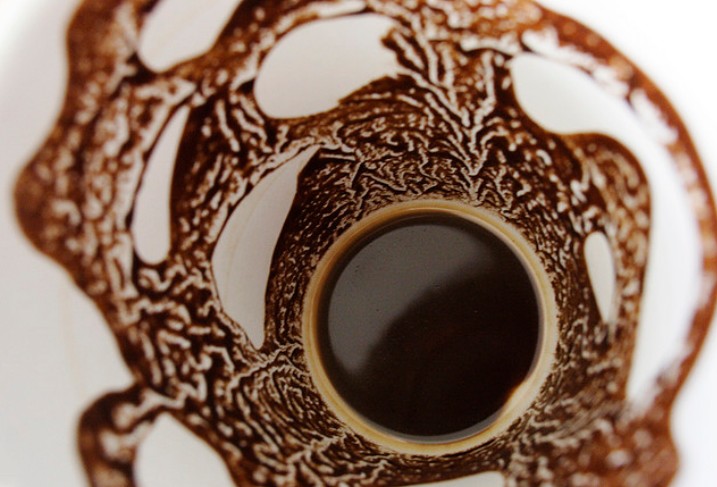 Věštění z kávové sedliny. Předvídat budoucnost z lógru